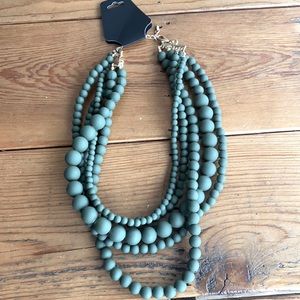 Flat hunter green 4 layered necklace